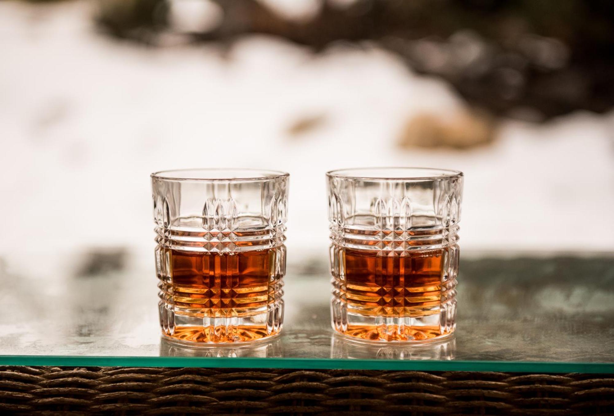 A Bear And Bison Country Inn Κάνμορ Εξωτερικό φωτογραφία